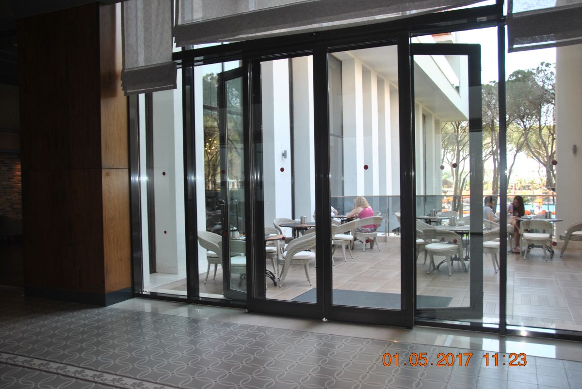 imagini hotel TRENDY LARA